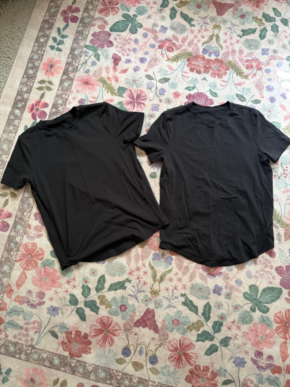 Lululemon Love Crewneck T-Shirts Size 4
